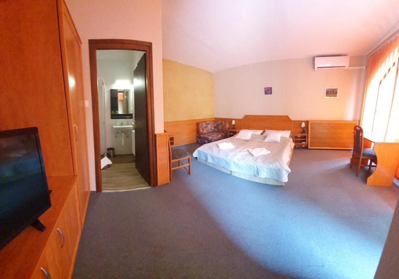 Delanta Panzio Bed & Breakfast Beci Exterior foto