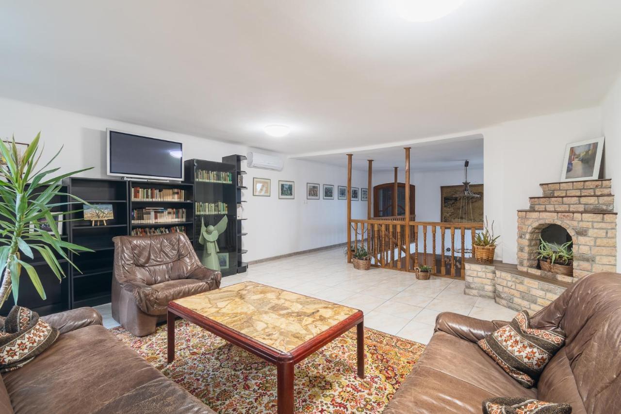 Delanta Panzio Bed & Breakfast Beci Exterior foto