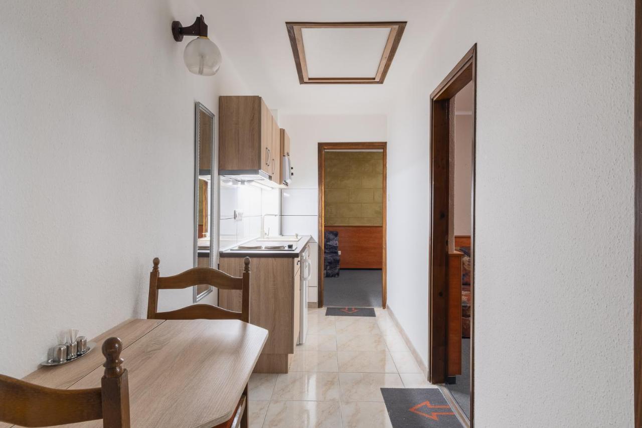 Delanta Panzio Bed & Breakfast Beci Exterior foto