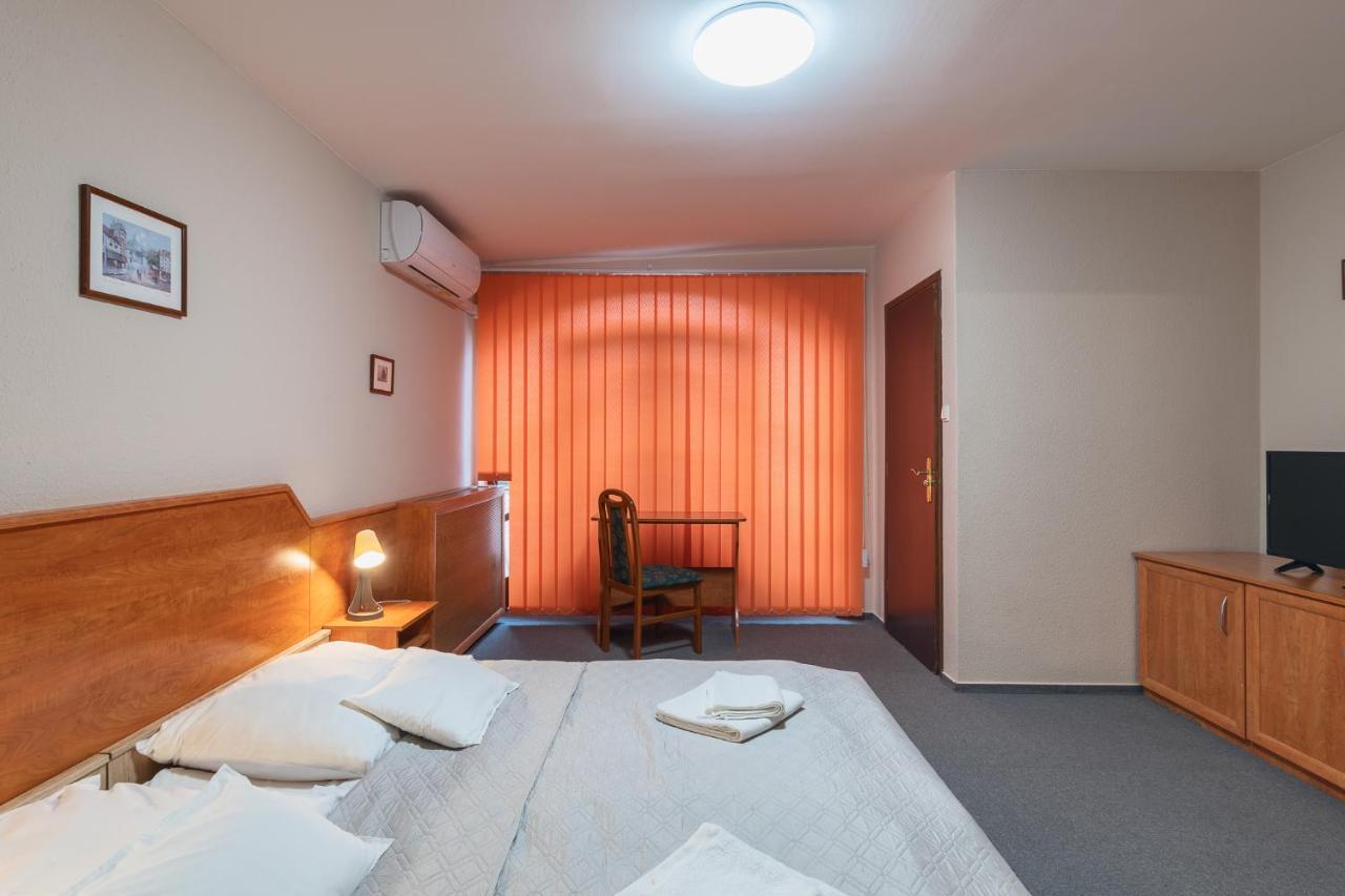 Delanta Panzio Bed & Breakfast Beci Exterior foto