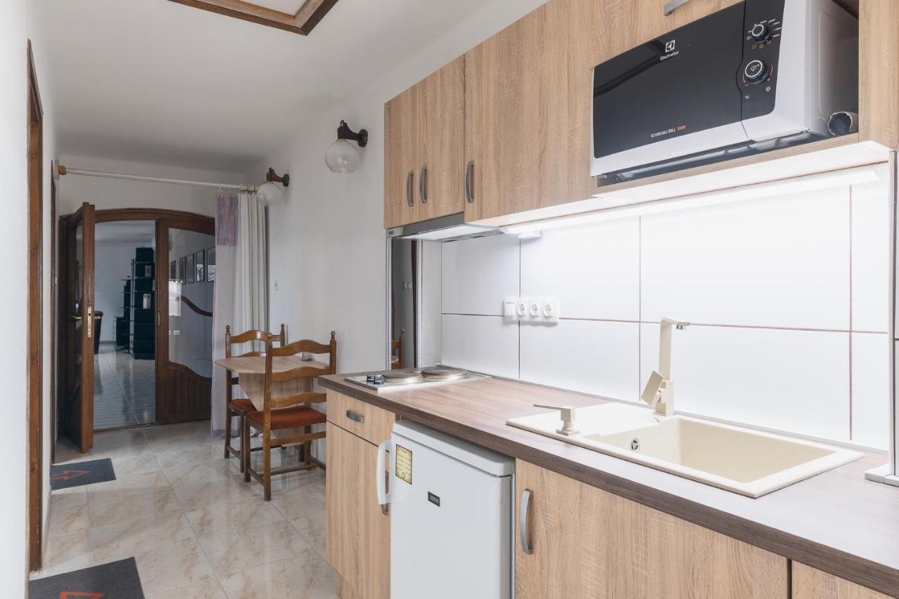 Delanta Panzio Bed & Breakfast Beci Exterior foto